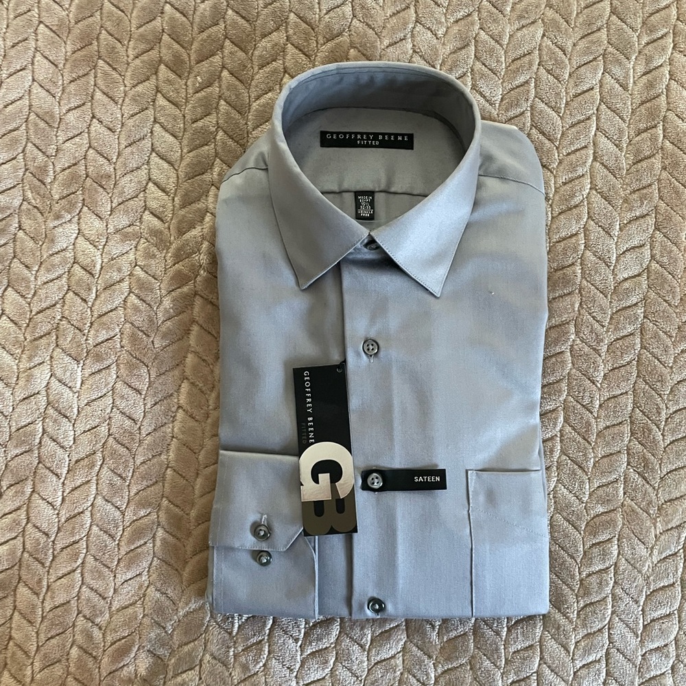 NWT men’s dress shirt size medium